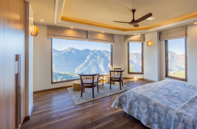 The Manor Luxury Service Apartments image