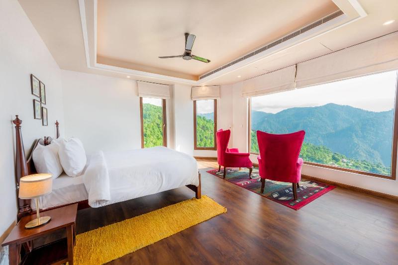The Manor Luxury Service Apartments image