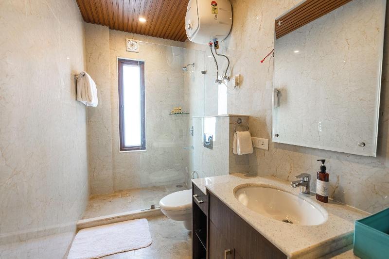 The Manor Luxury Service Apartments image