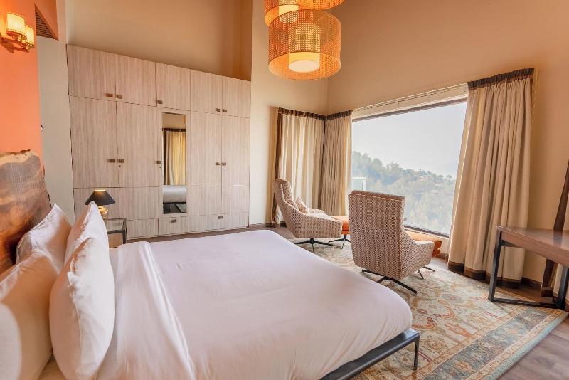 The Manor Luxury Service Apartments image
