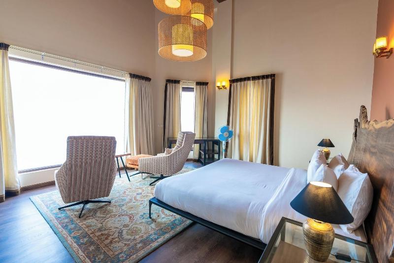 The Manor Luxury Service Apartments image