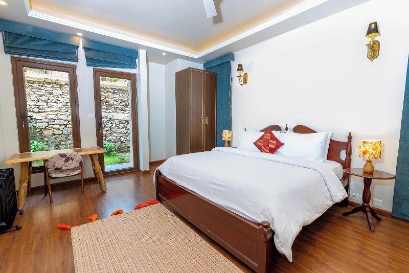 The Manor Luxury Service Apartments image
