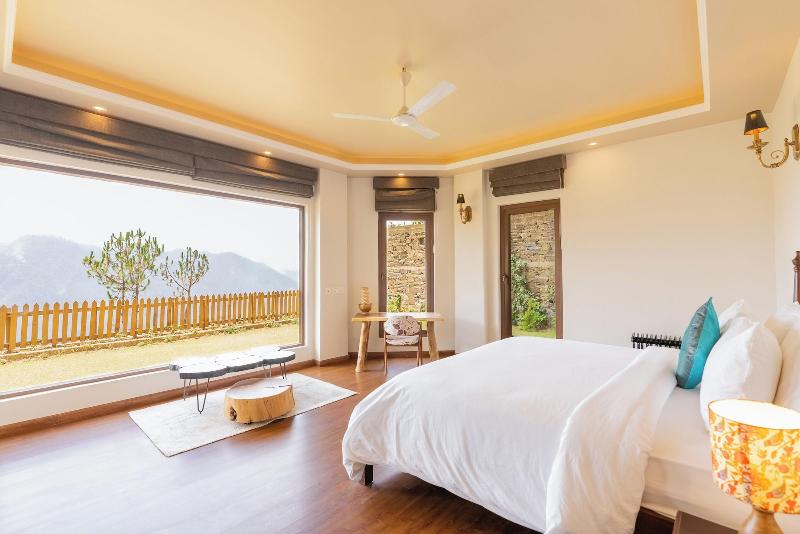 The Manor Luxury Service Apartments image