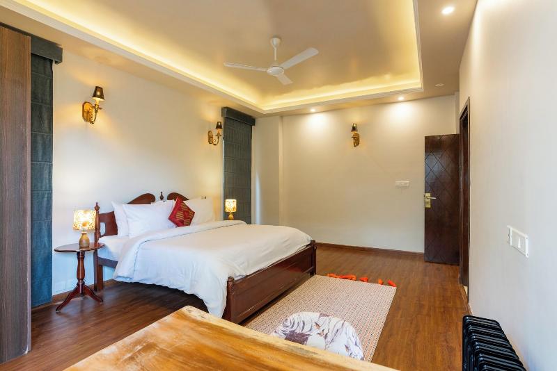 The Manor Luxury Service Apartments image