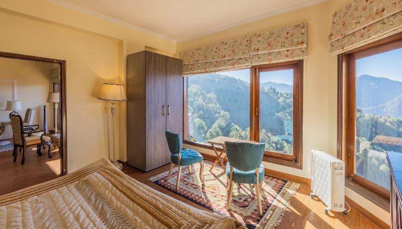 The Manor Luxury Service Apartments image