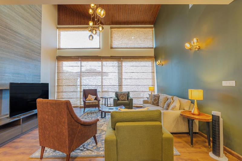 The Manor Luxury Service Apartments image