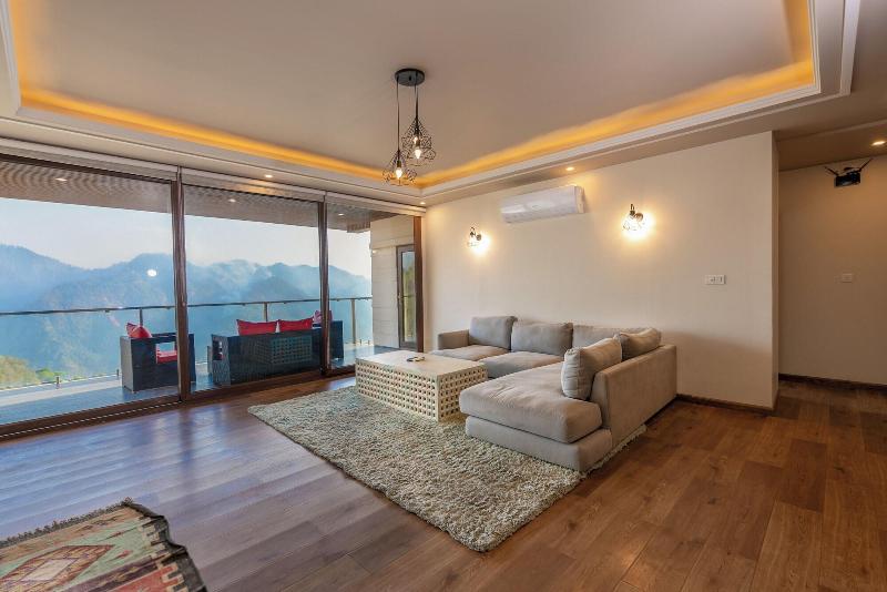 The Manor Luxury Service Apartments image