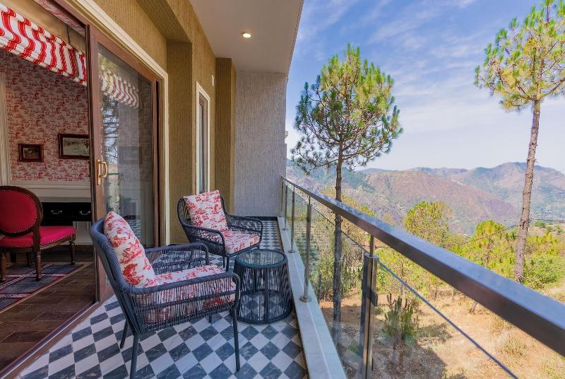 The Manor Luxury Service Apartments image