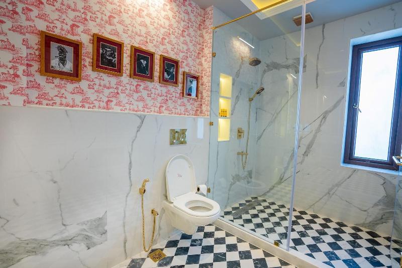The Manor Luxury Service Apartments image