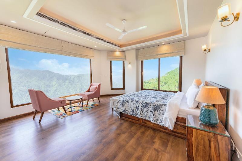 The Manor Luxury Service Apartments image