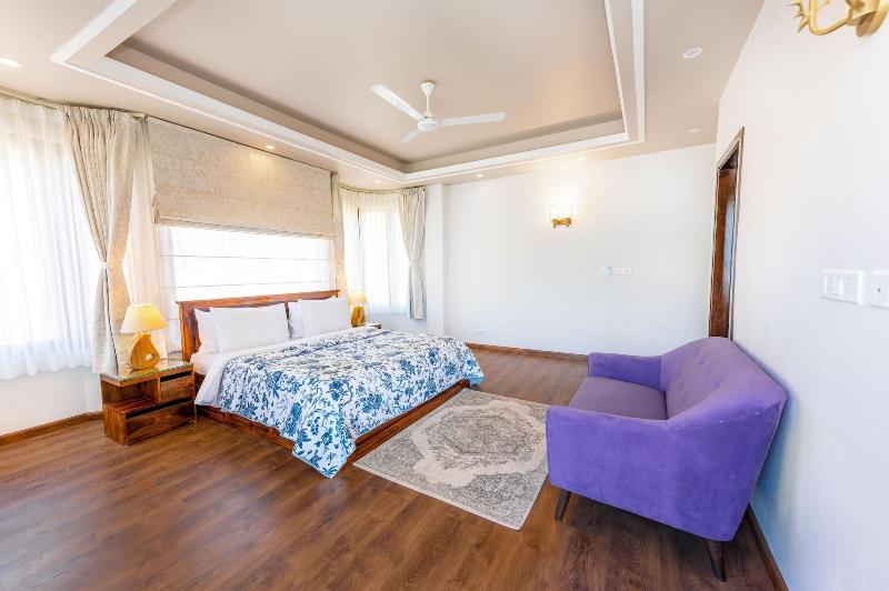 The Manor Luxury Service Apartments image