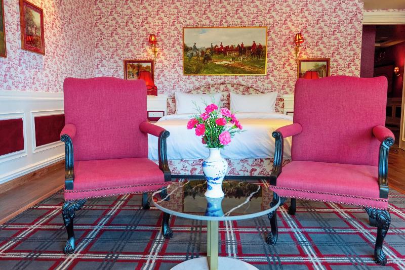 The Manor Luxury Service Apartments image
