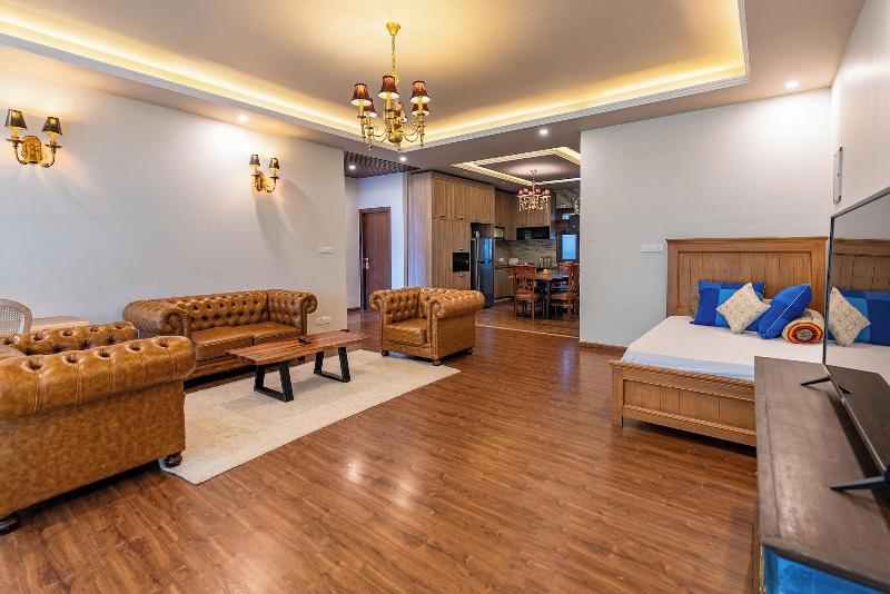 The Manor Luxury Service Apartments image
