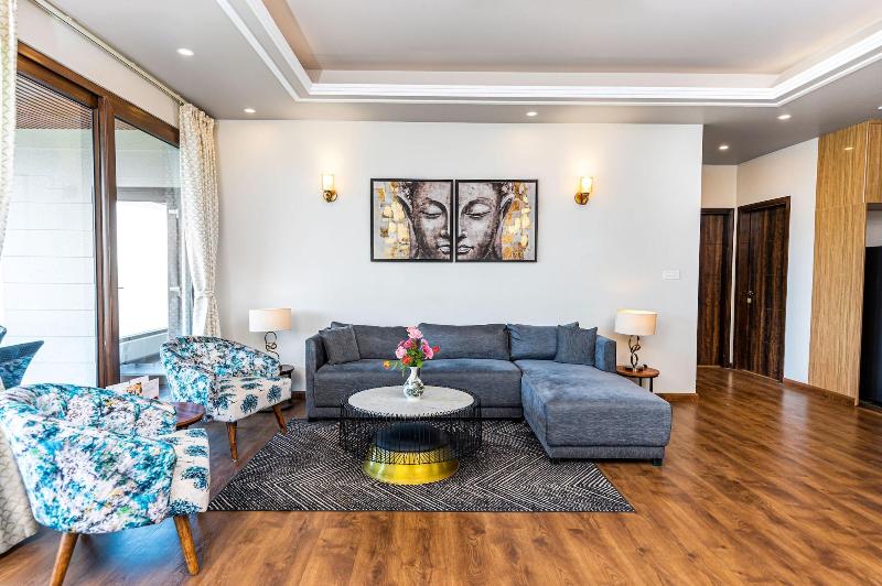 The Manor Luxury Service Apartments image