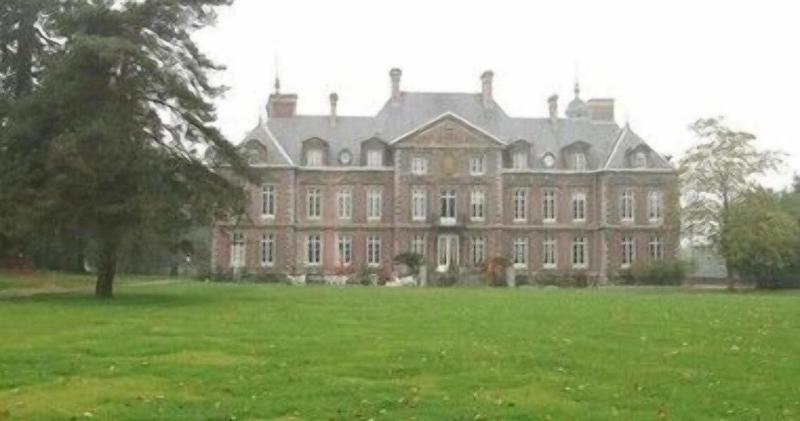 Domaine du ChÃ¢teau de la Neuville image