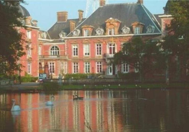 Domaine du ChÃ¢teau de la Neuville image