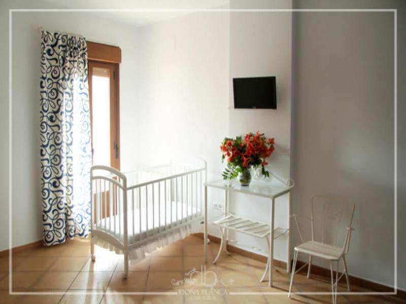 Casa Rural DoÃ±a Blanca image