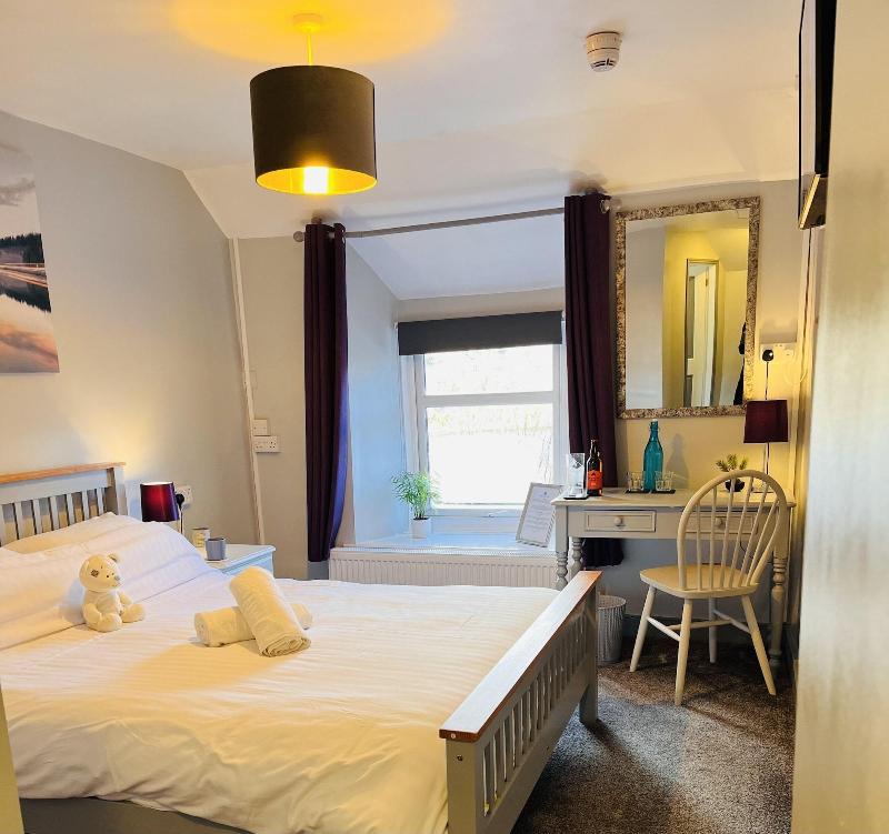 The Lake View Hotel image