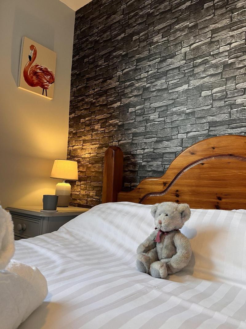 The Lake View Hotel image