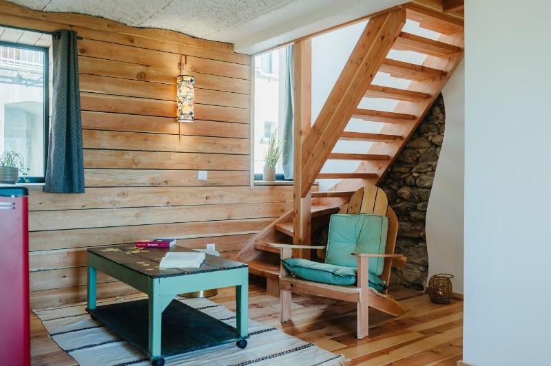 La Petite Maison Basse CorrÃ©o image