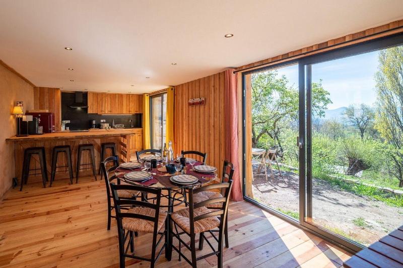 La Petite Maison Basse CorrÃ©o image