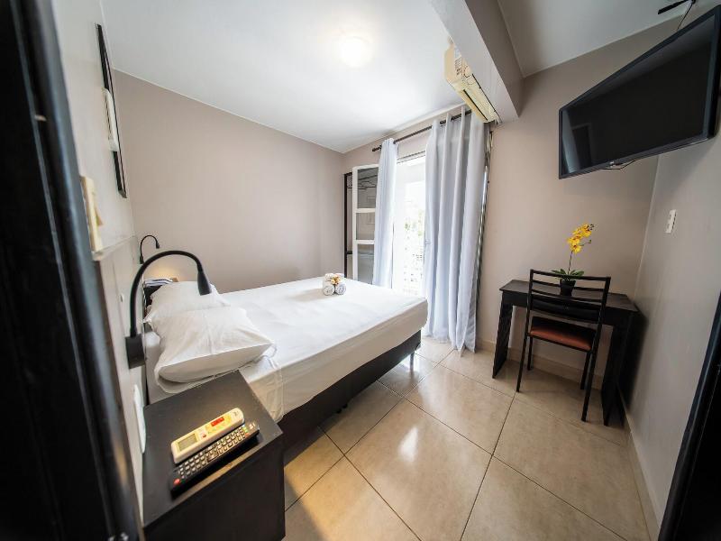 Hotel Montana Aeroporto by Bsb Inn image