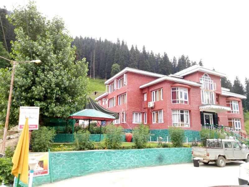 Hotel Glacier Heights