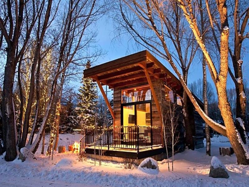 Fireside Resort image