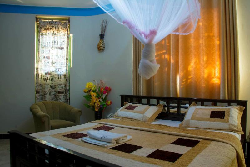 Comfort Hotel Entebbe image