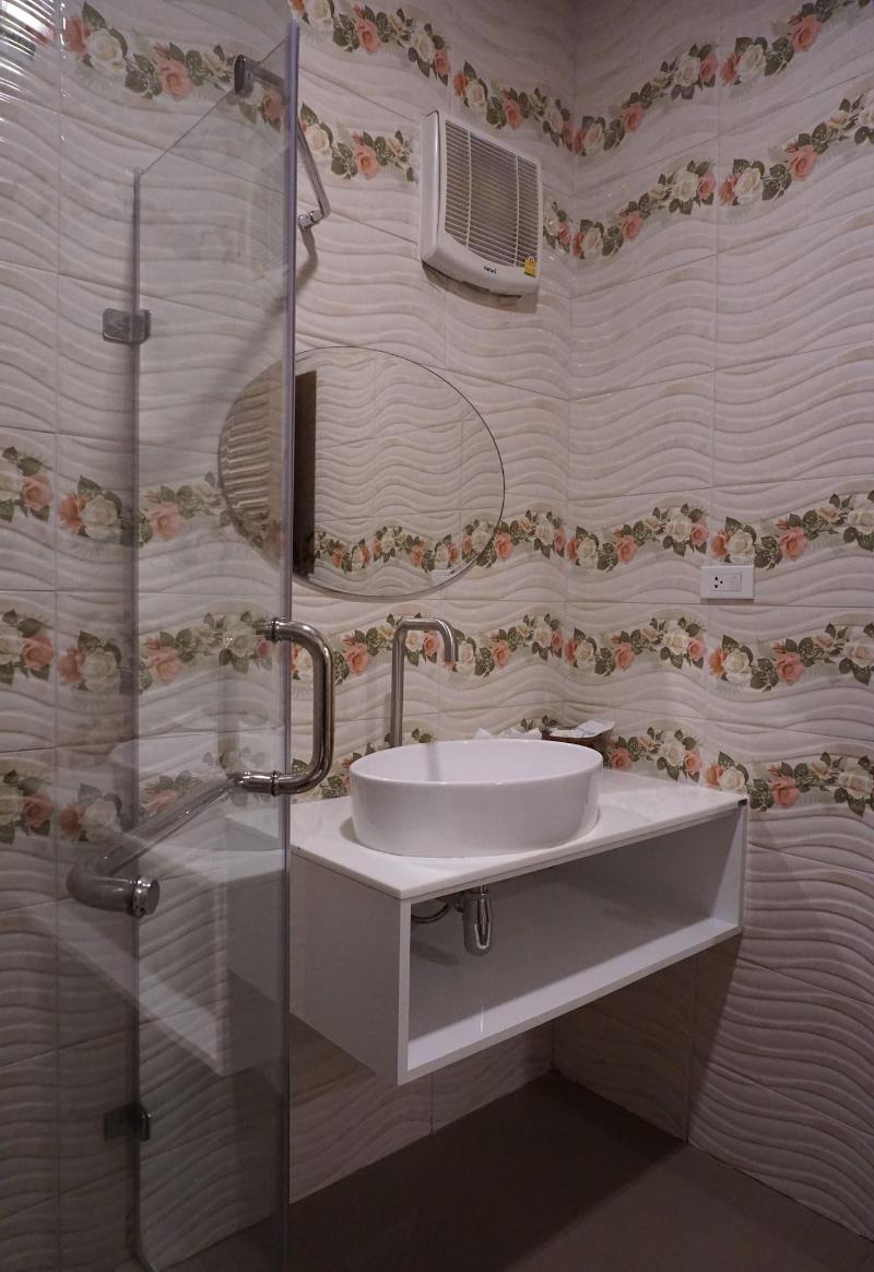 Must Come Boutique Hotel image