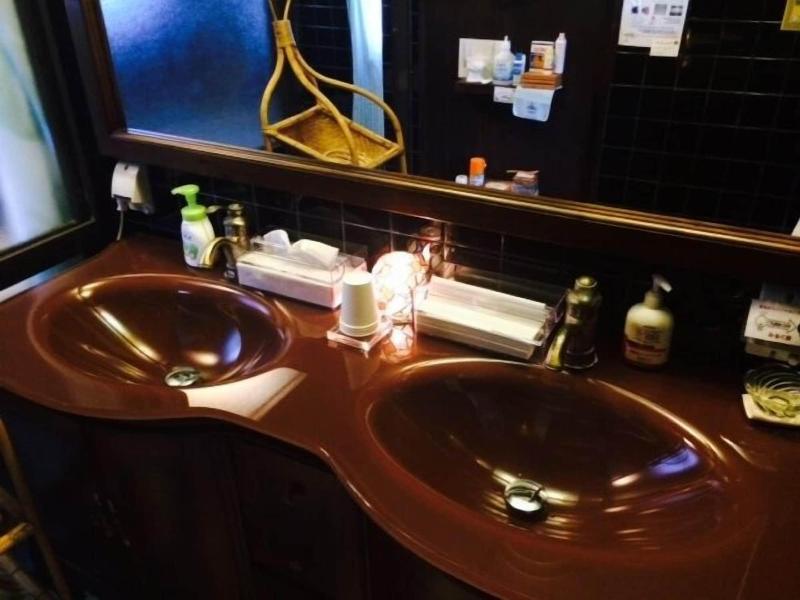 Milk-ya Women-Only Guest House image