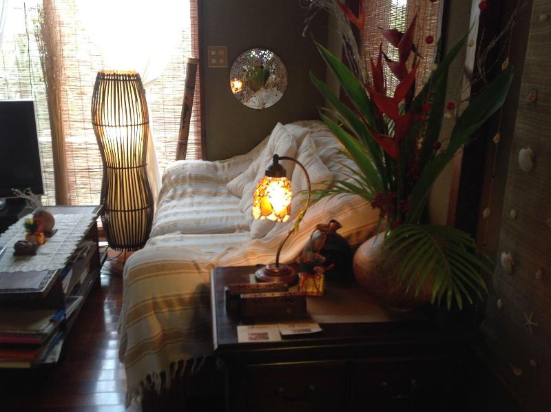 Milk-ya Women-Only Guest House image