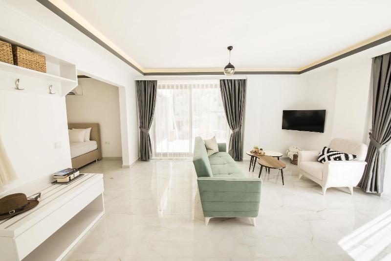 Cedrus Suites image