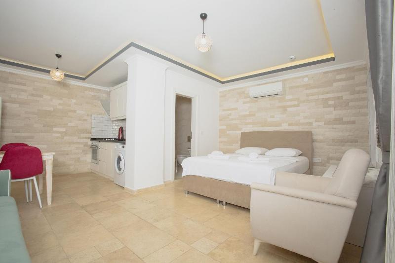 Cedrus Suites image