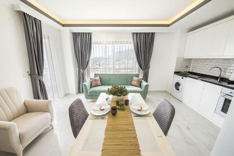 Cedrus Suites image