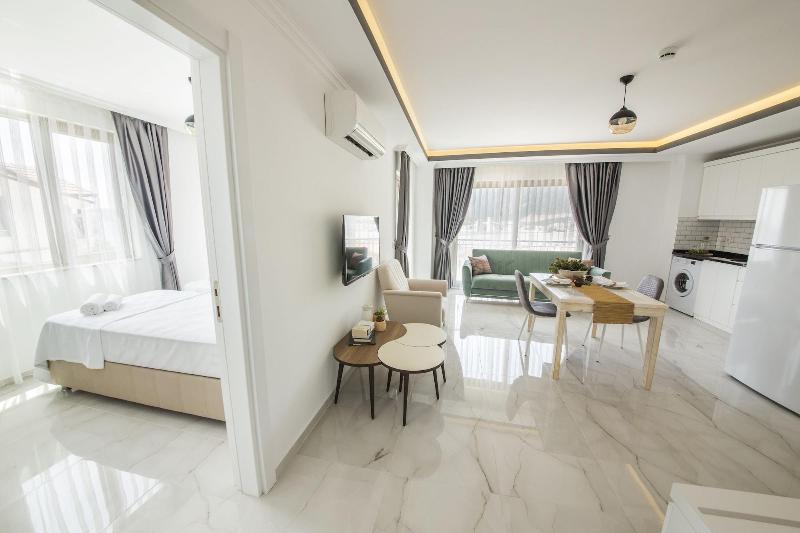 Cedrus Suites image