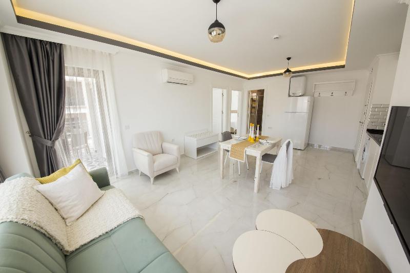 Cedrus Suites image