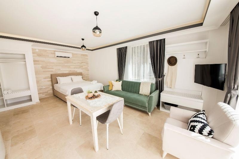 Cedrus Suites image