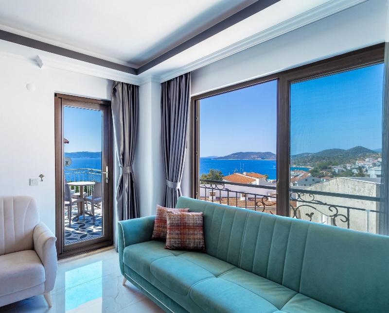 Cedrus Suites image