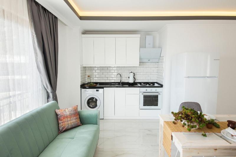 Cedrus Suites image