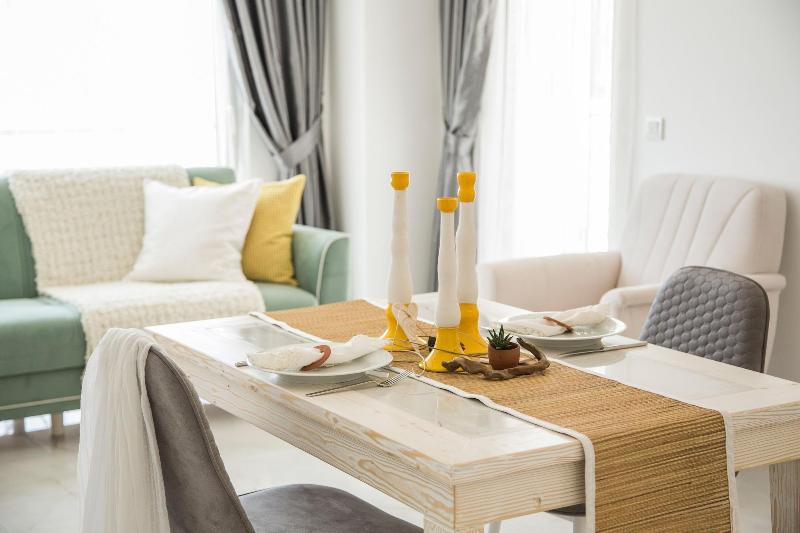 Cedrus Suites image