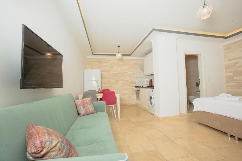 Cedrus Suites image