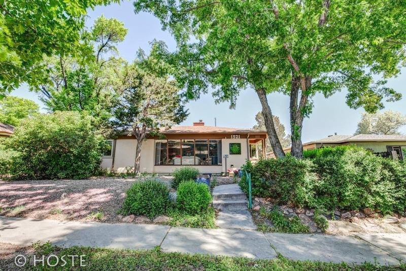 3bdmid-century Modernhot Tub, Grill, Close to DT image