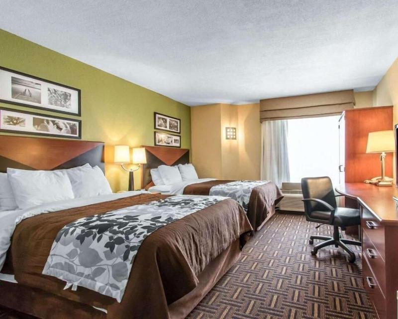 The Douillet by Demeure Hotels image