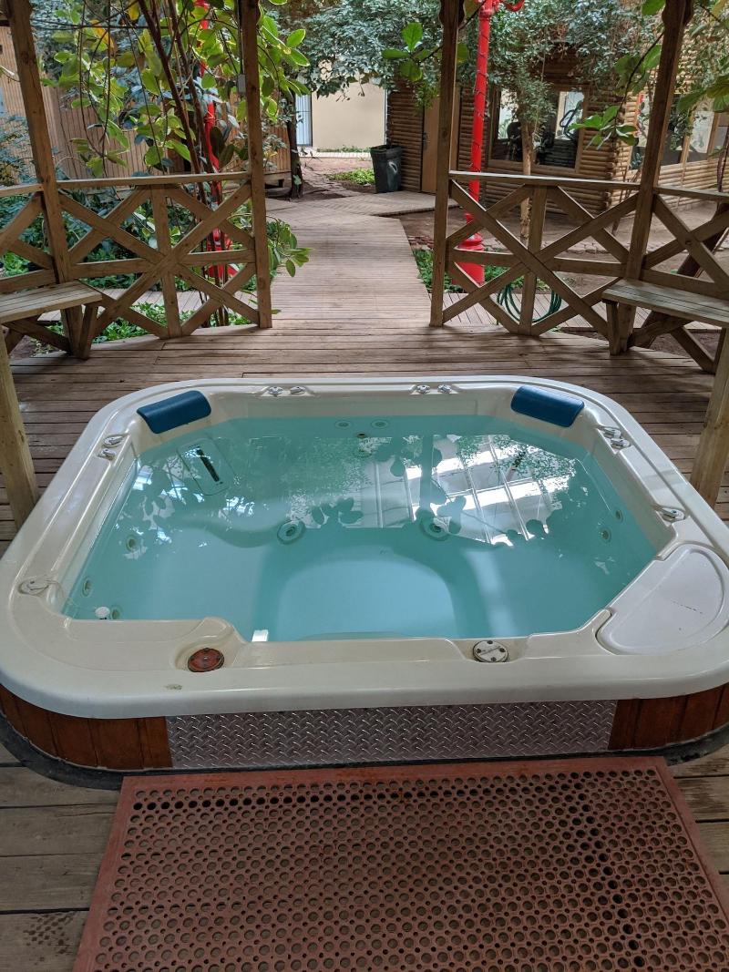 Atrium Inn image 9