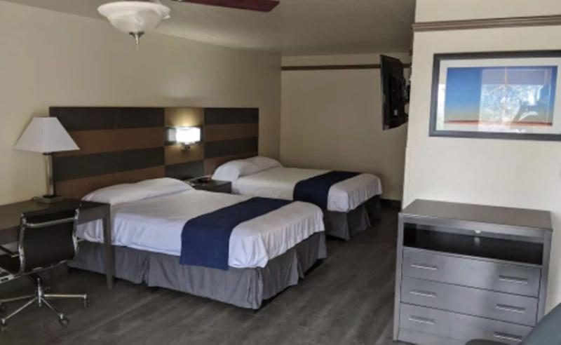 Atrium Inn image 2