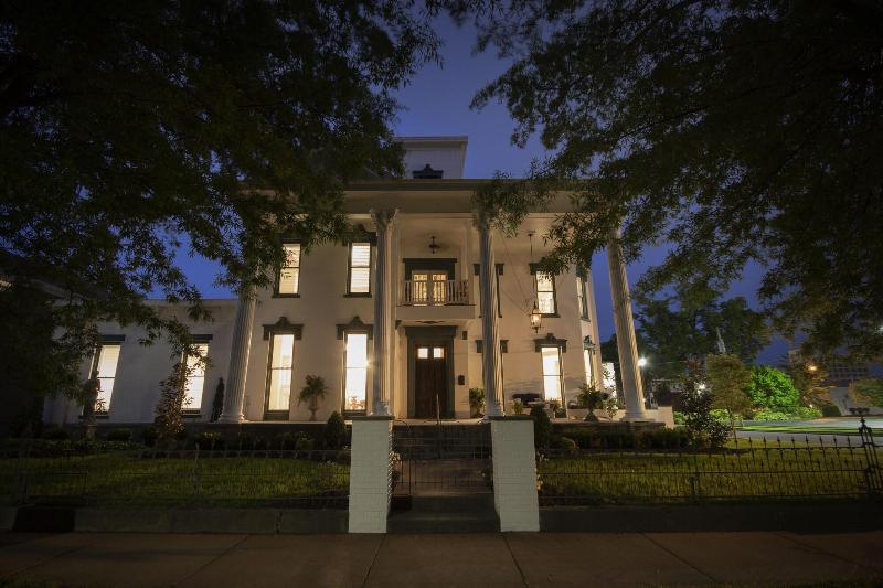 Belle Louise Historic Guest House image