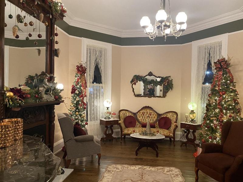 Belle Louise Historic Guest House image