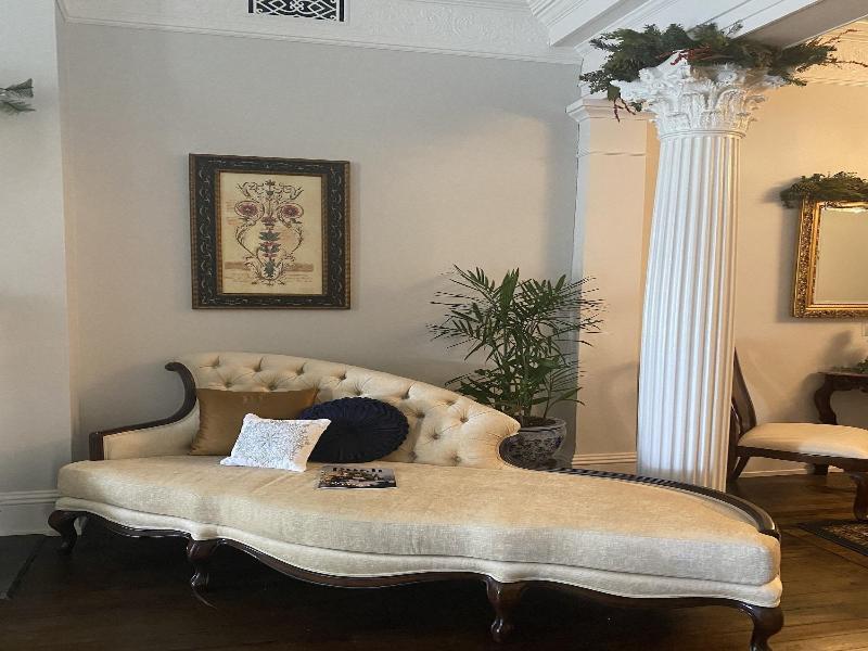 Belle Louise Historic Guest House image