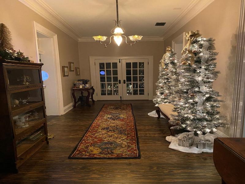 Belle Louise Historic Guest House image